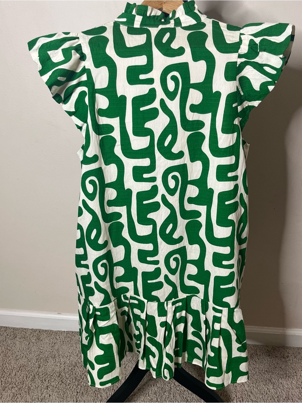 THML Women’s Green White Abstract Print Ruffle Knee Length Dress Sz M~NWT - Picture 10 of 11